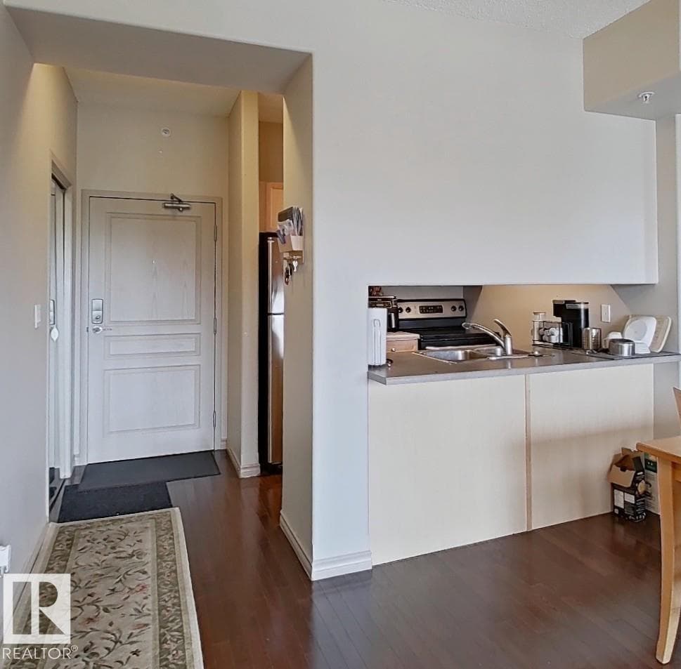 #707 10319 111 ST NW NW — photo 3