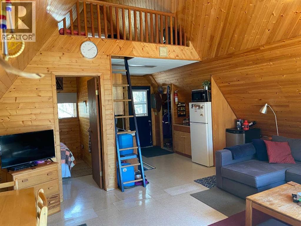 38 Pine Drive — photo 3
