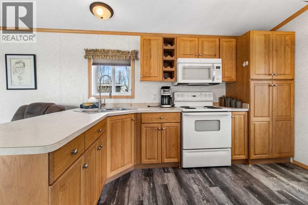 46A, 10046 township road 422 — photo 2