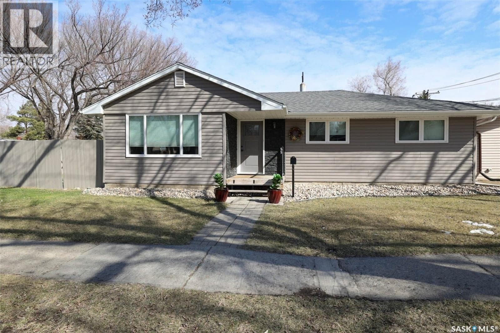 55 Fox Glove CRESCENT