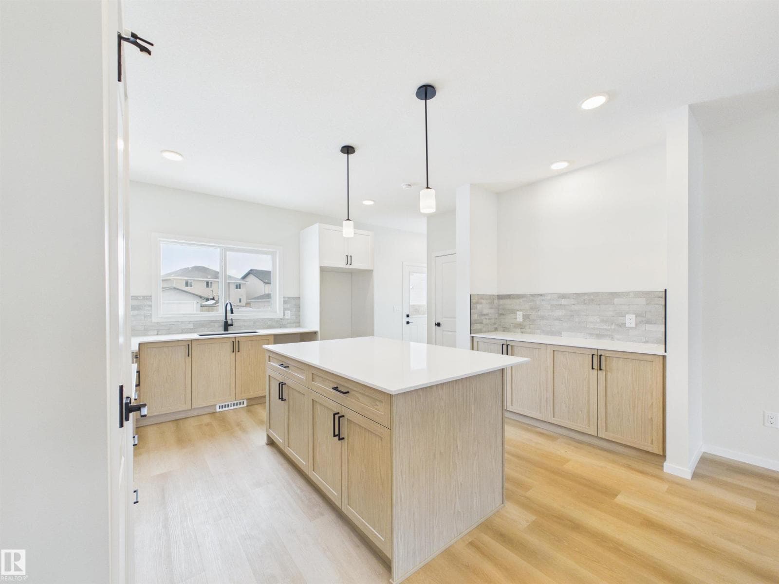 35 SERENO LN