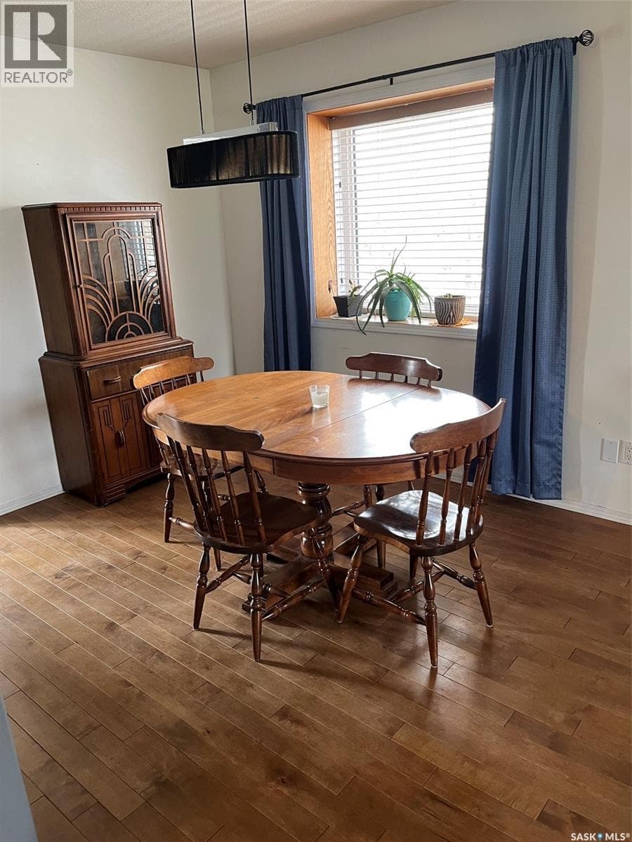 404 Petterson DRIVE — photo 3