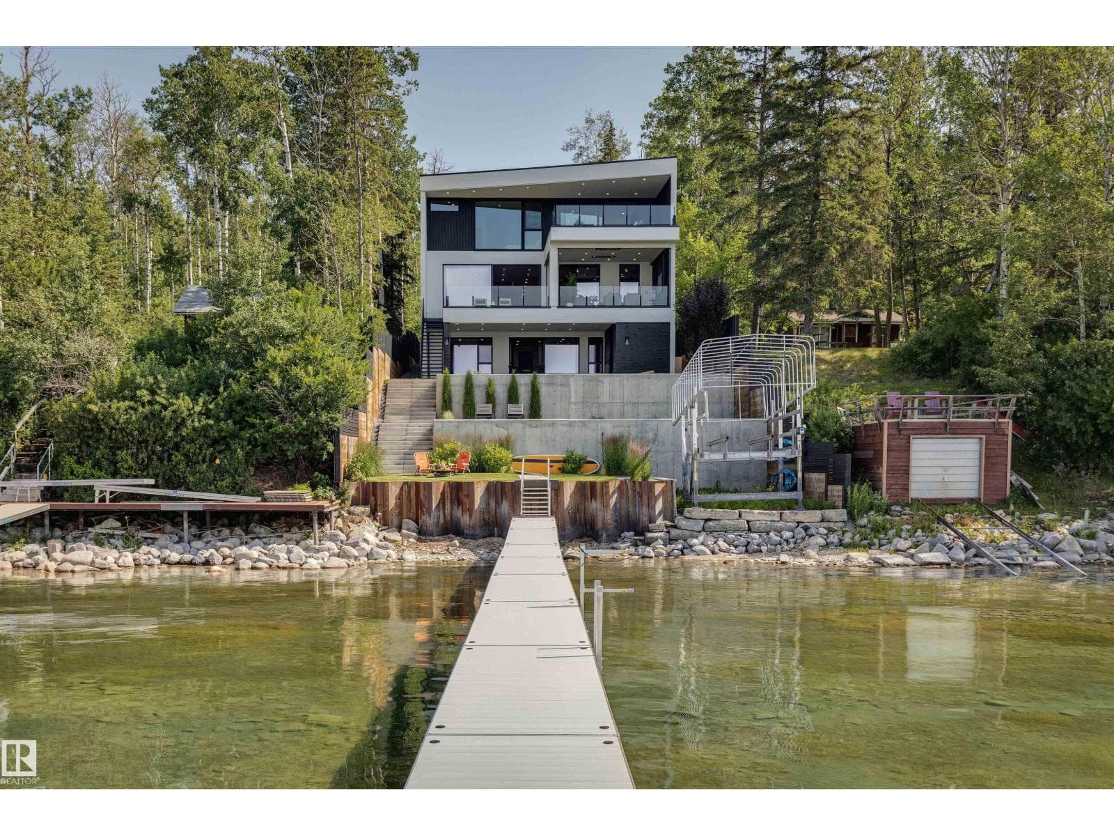 71 Birchcliff RD