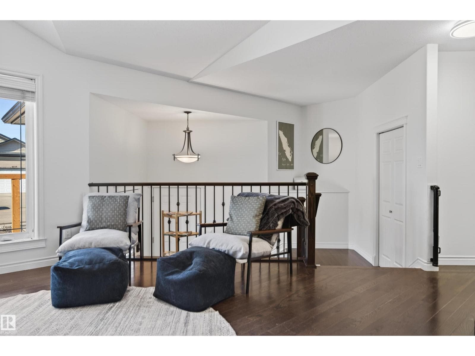 4905 58 AV — photo 5