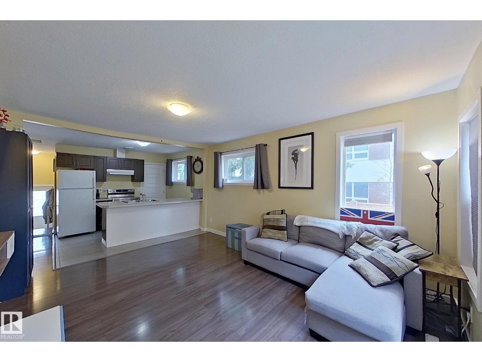 11612 130 AV NW — photo 3