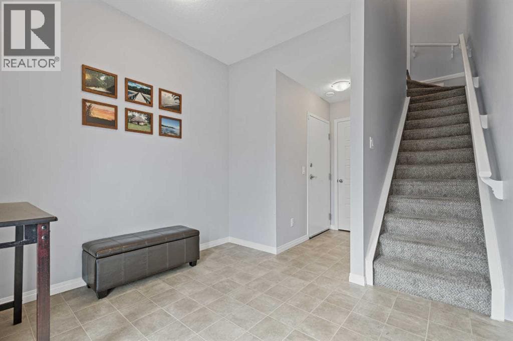52 Saddlestone Drive NE — photo 5