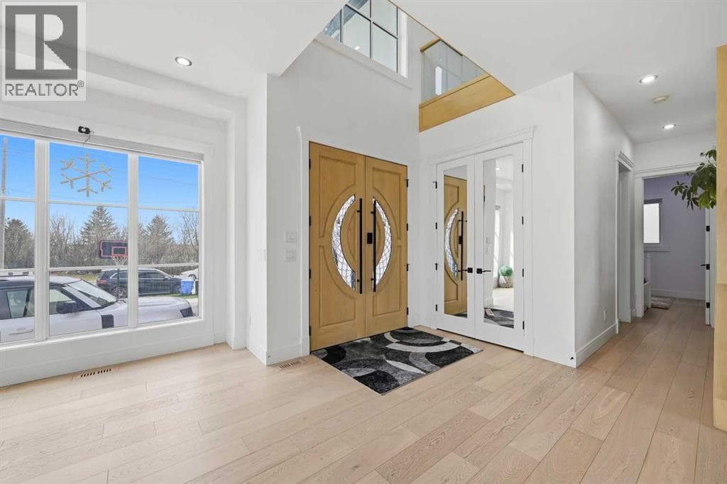 4942 84 Avenue NE — photo 4