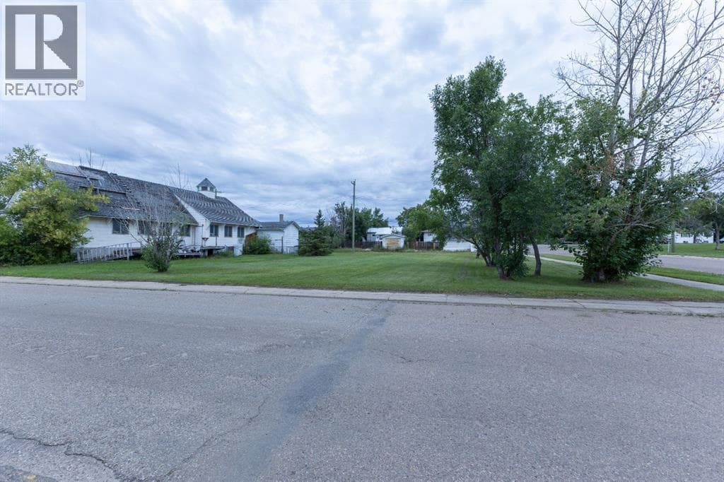 5301 Victoria Avenue — photo 2