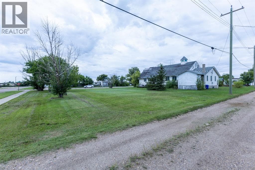 5301 Victoria Avenue — photo 4