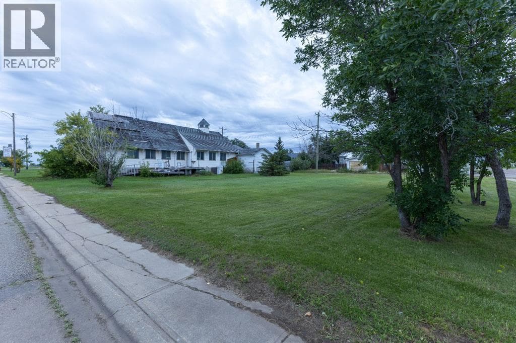 5301 Victoria Avenue — photo 3