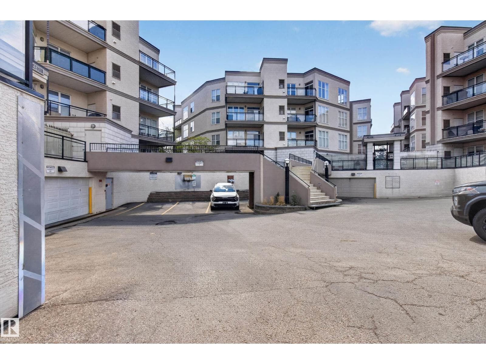 #341 4827 104A ST NW — photo 3