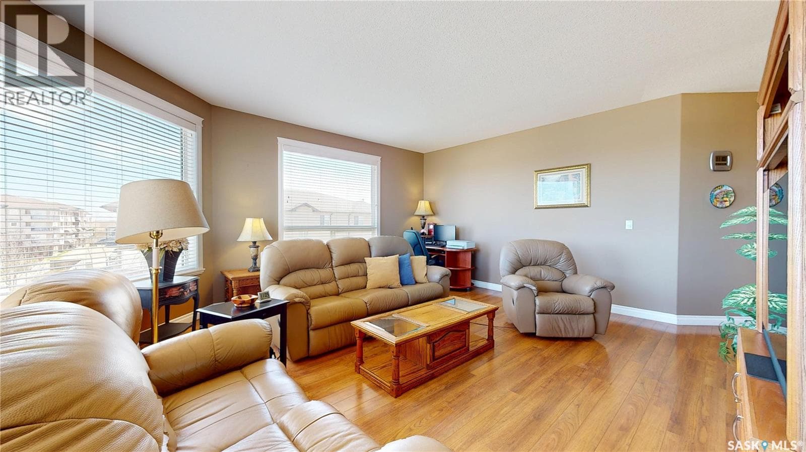 302 3750 HAUGHTON ROAD E — photo 5