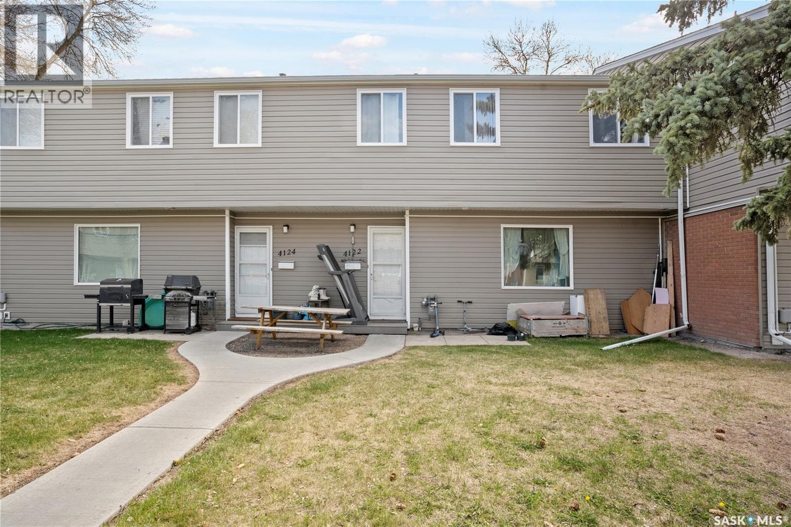 4122 Castle ROAD