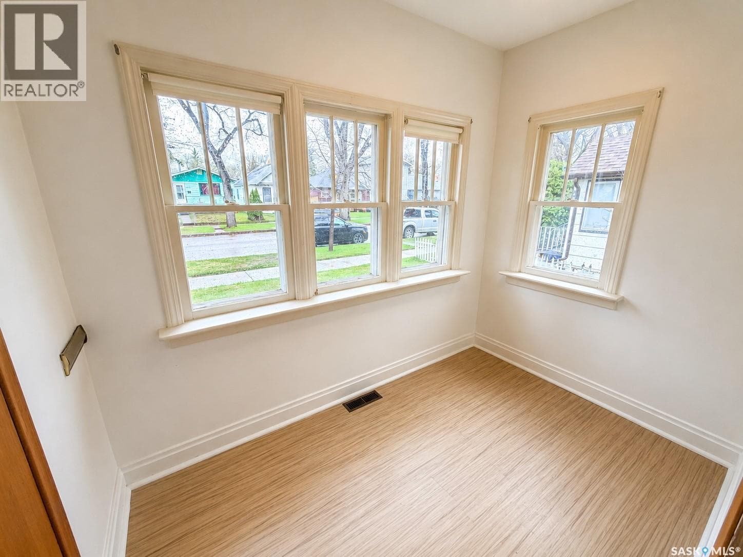 828 I AVENUE S — photo 3