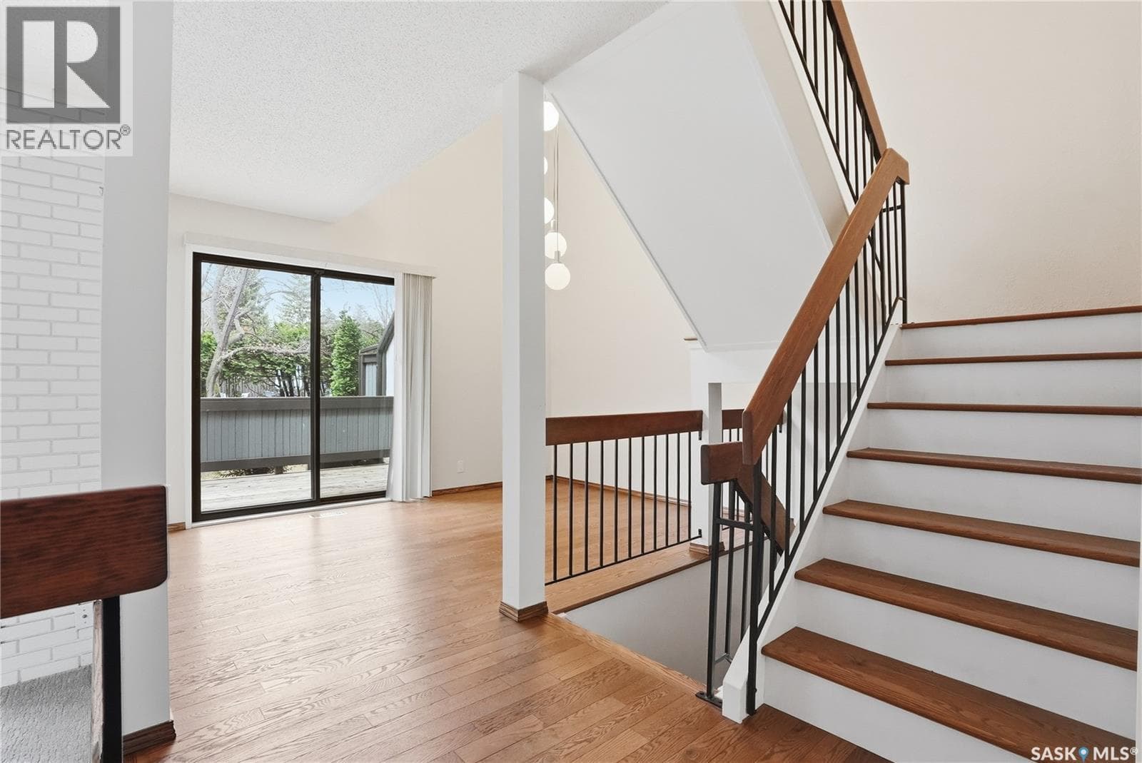 20 455 Pinehouse DRIVE — photo 5