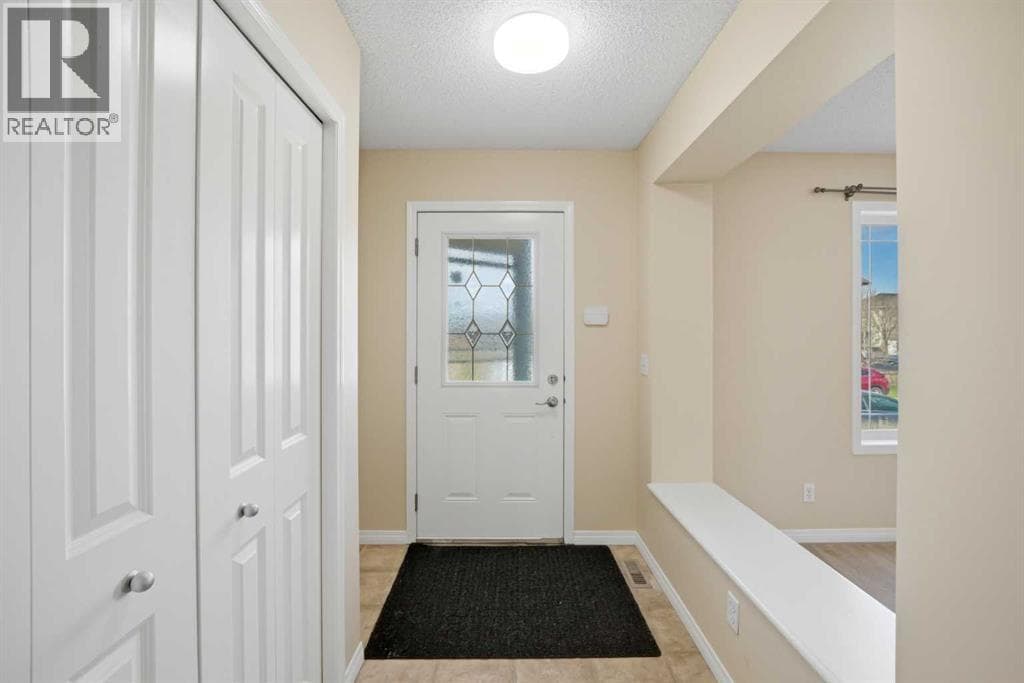 35 Saddlebrook Link NE — photo 3