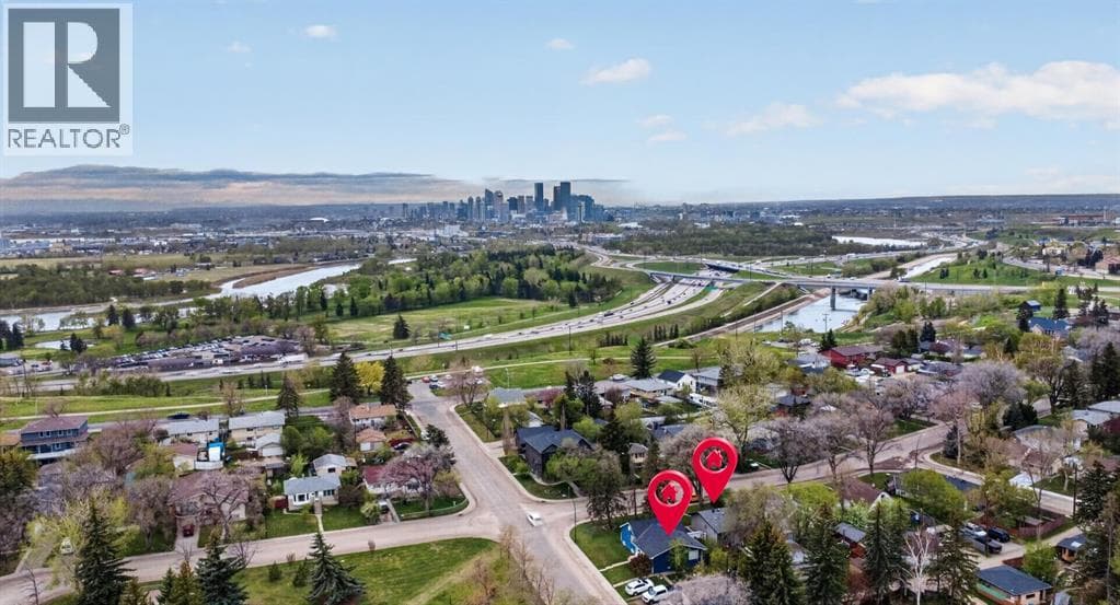 2418 & 2414 27 Street SE — photo 3
