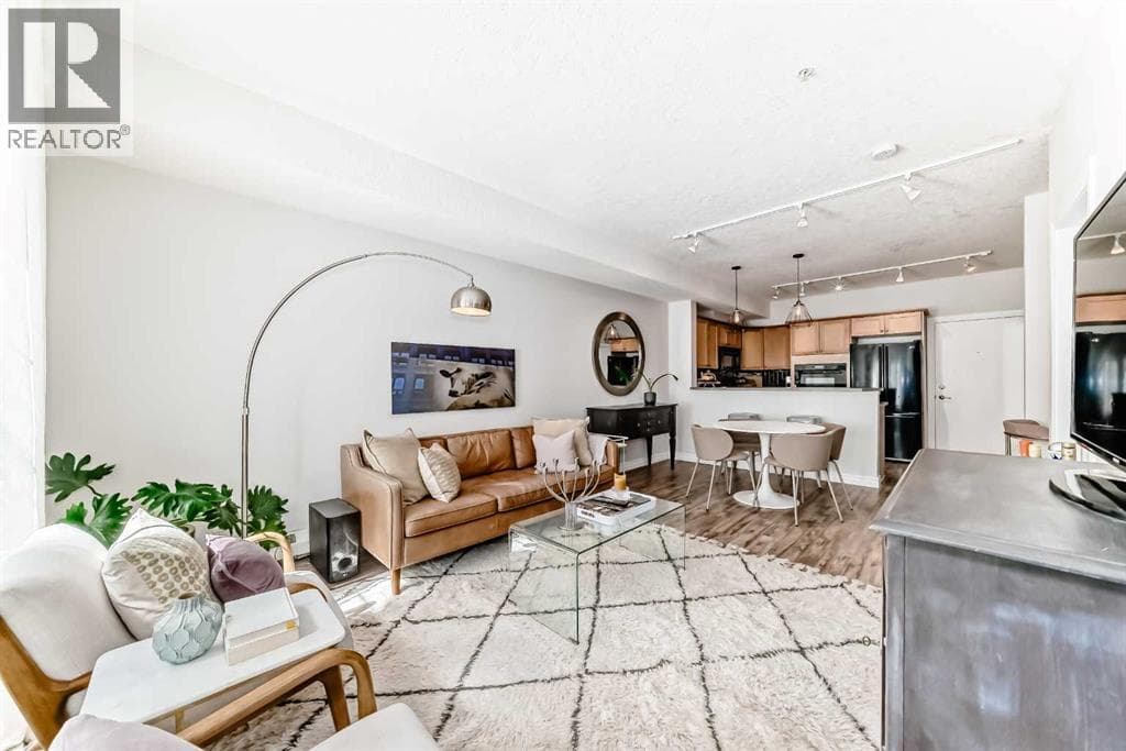 138, 60 Royal Oak Plaza NW — photo 5