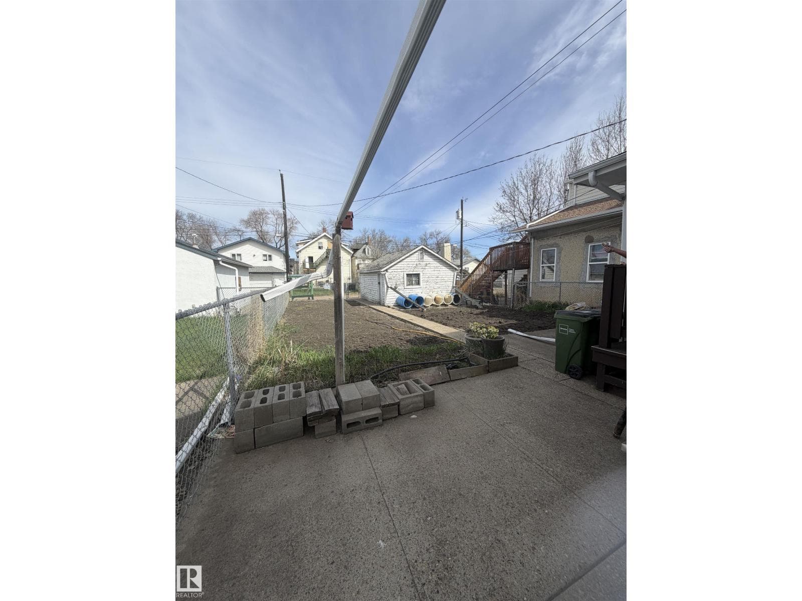 9630 106 AV NW — photo 5