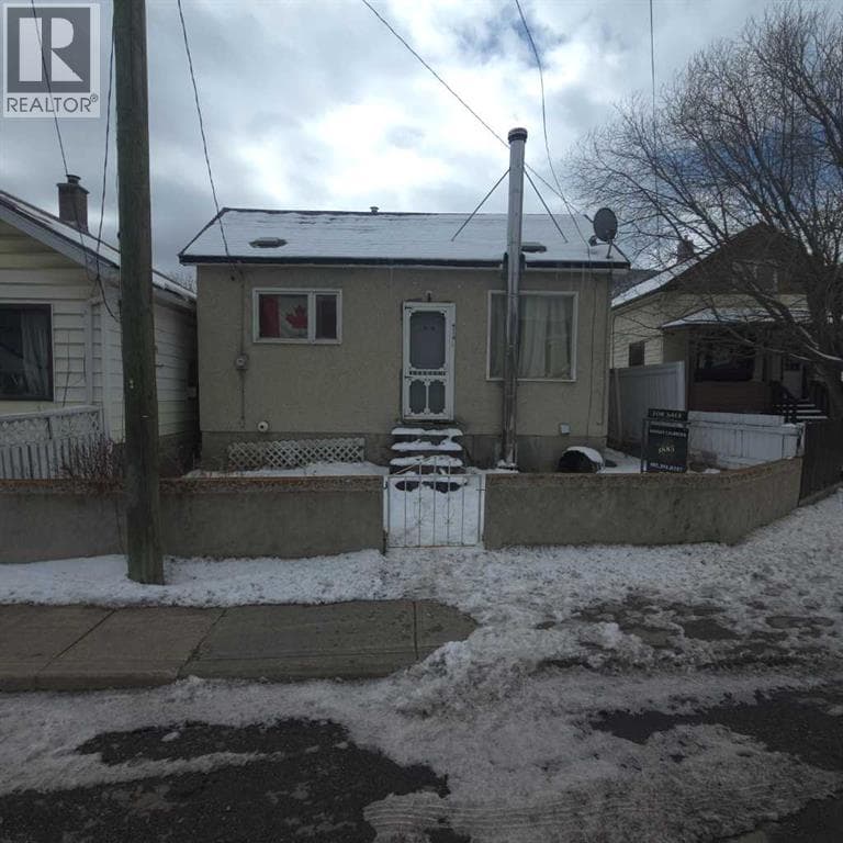6710 17 Avenue — photo 2