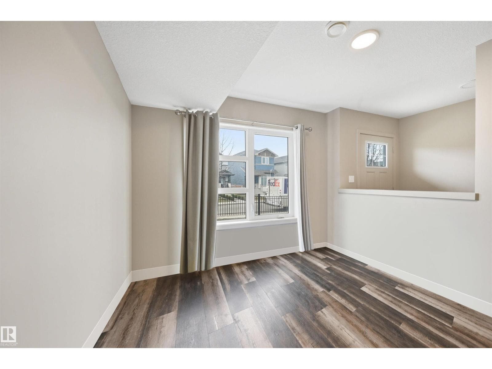 #5 17635 58 ST NW NW — photo 5