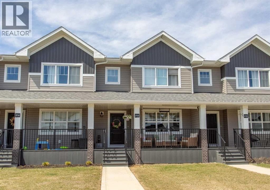 212 Halifax Close