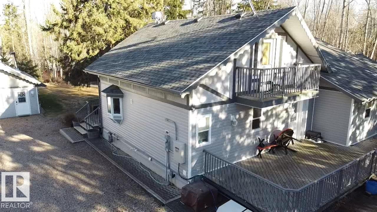 342-59536 Range 132A RD — photo 2