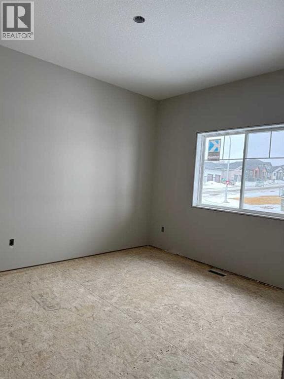 7 Gray Close — photo 2