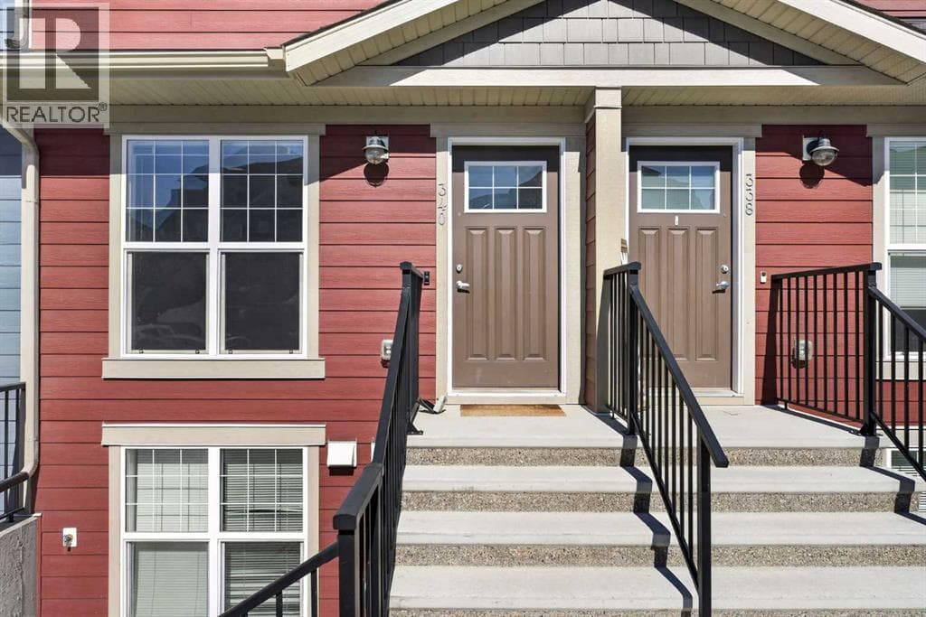 340 Cranbrook Square SE — photo 3