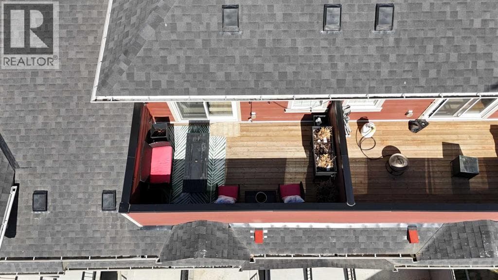 340 Cranbrook Square SE — photo 4