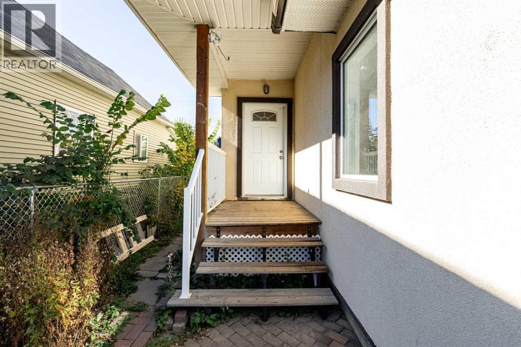 5140 51 Street — photo 2