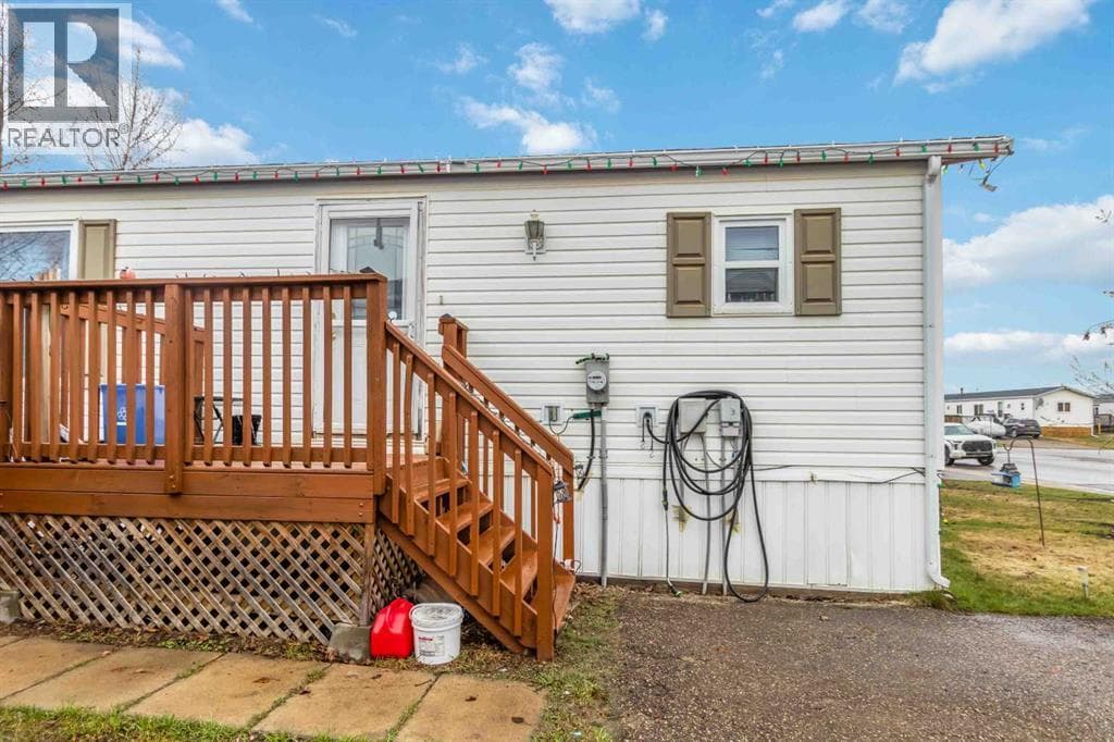 121 Couture Lane — photo 4