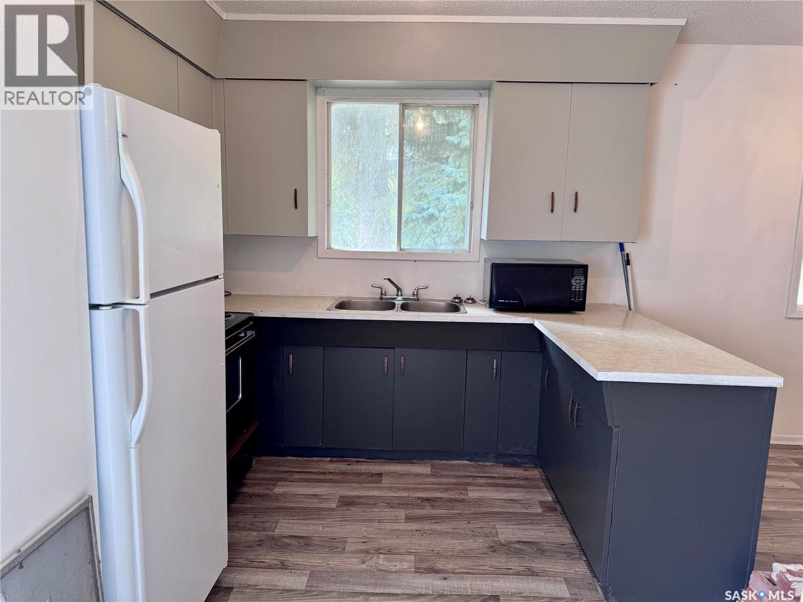 917 Galt STREET — photo 3