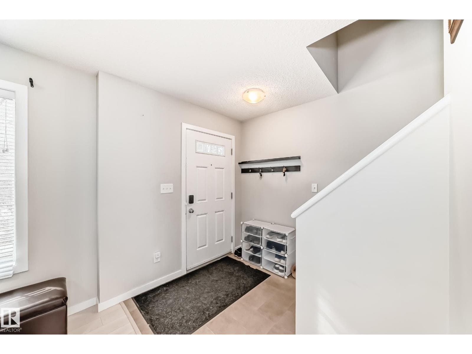 328 WATT BV SW — photo 4
