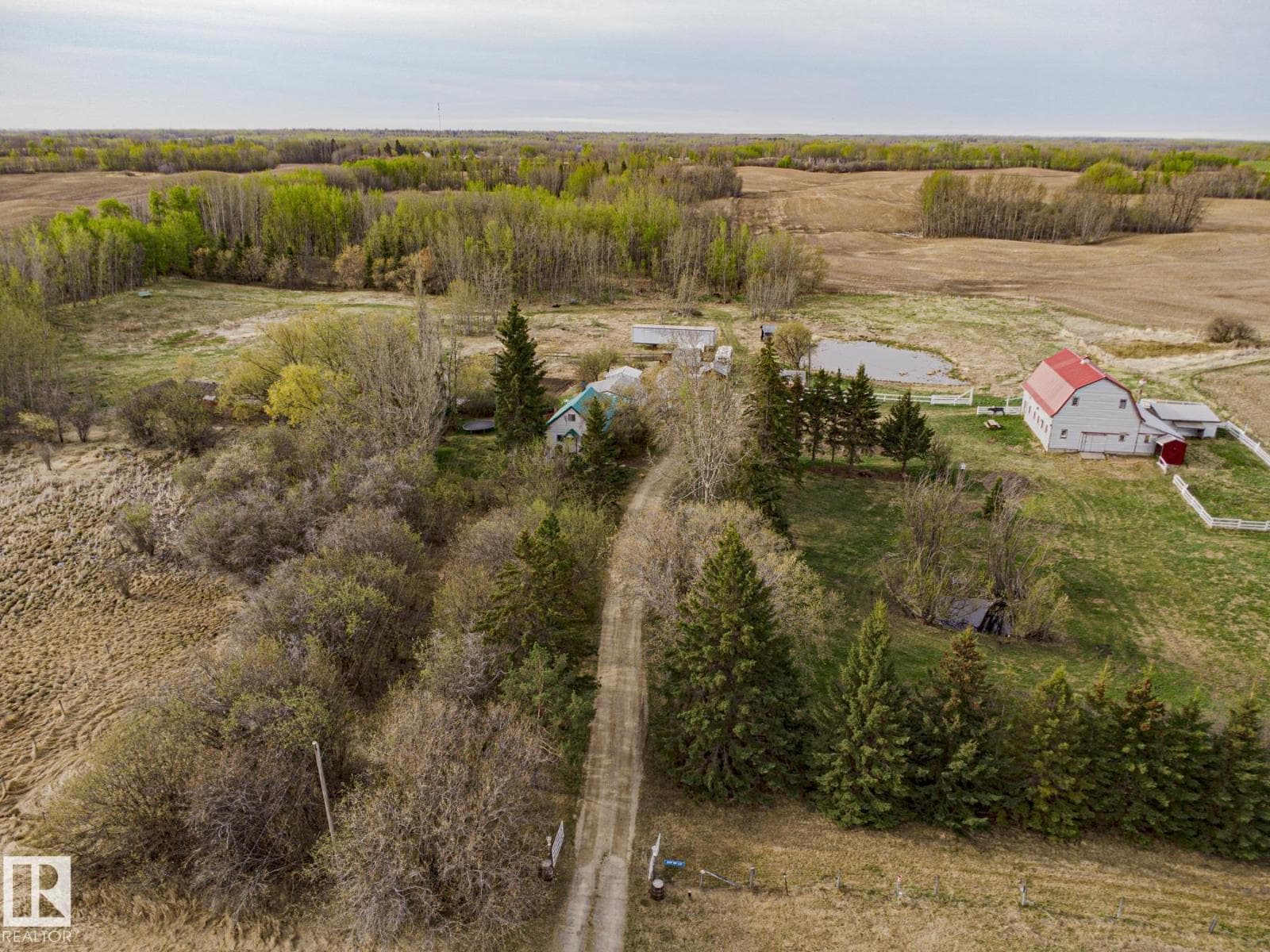2409 HWY 633 NW — photo 4