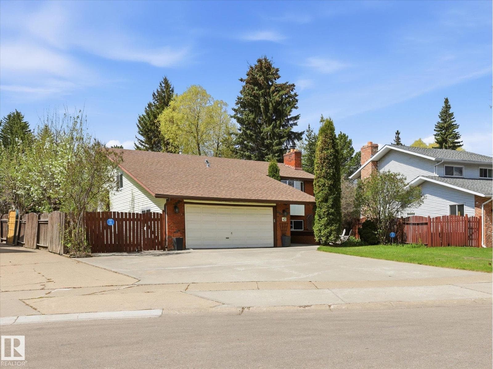 45 LORNE CR — photo 3
