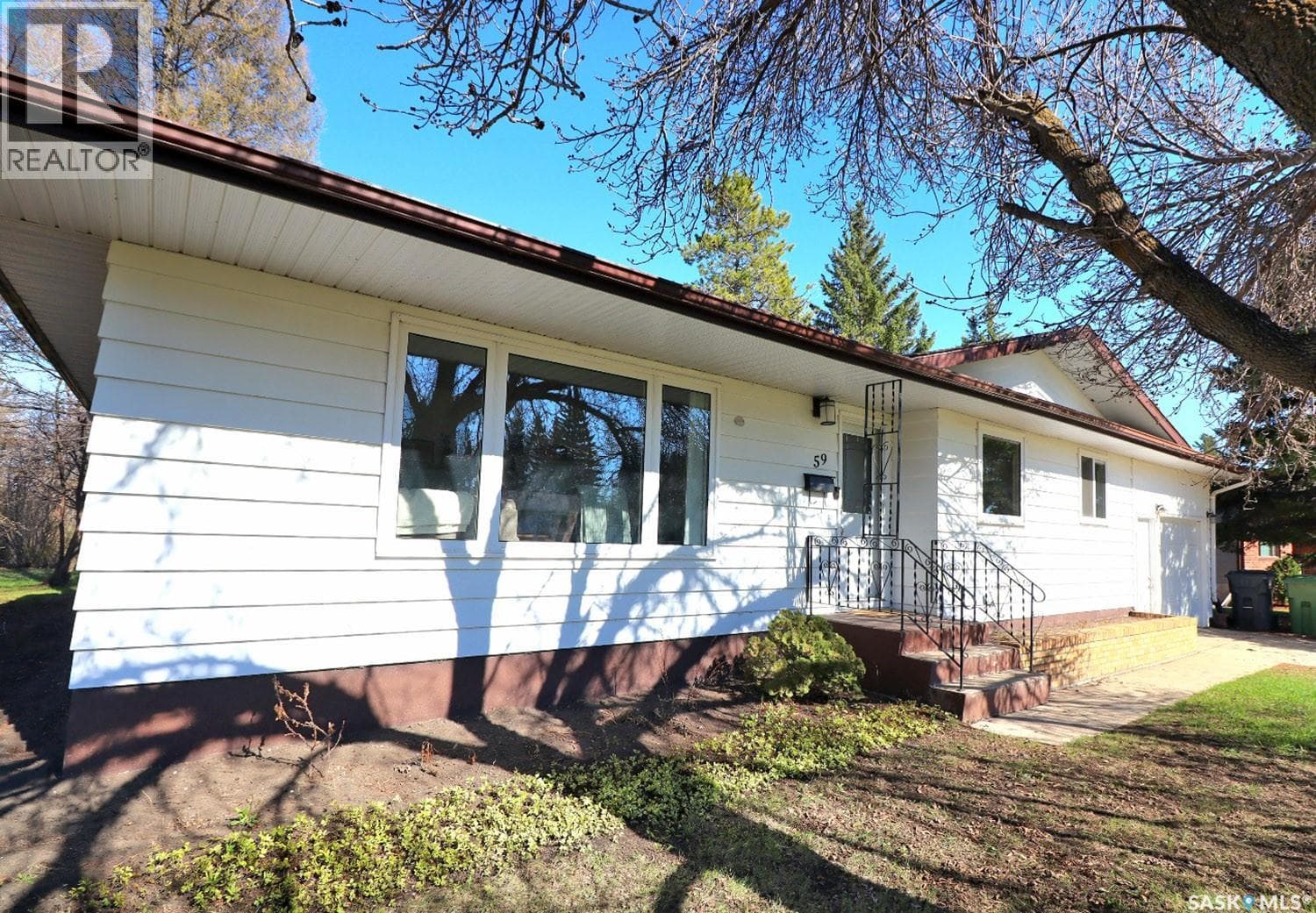 59 Alexandra AVENUE — photo 2