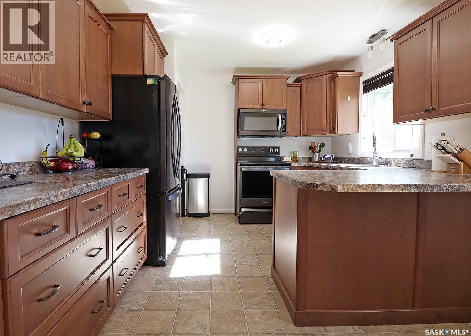 59 Alexandra AVENUE — photo 3