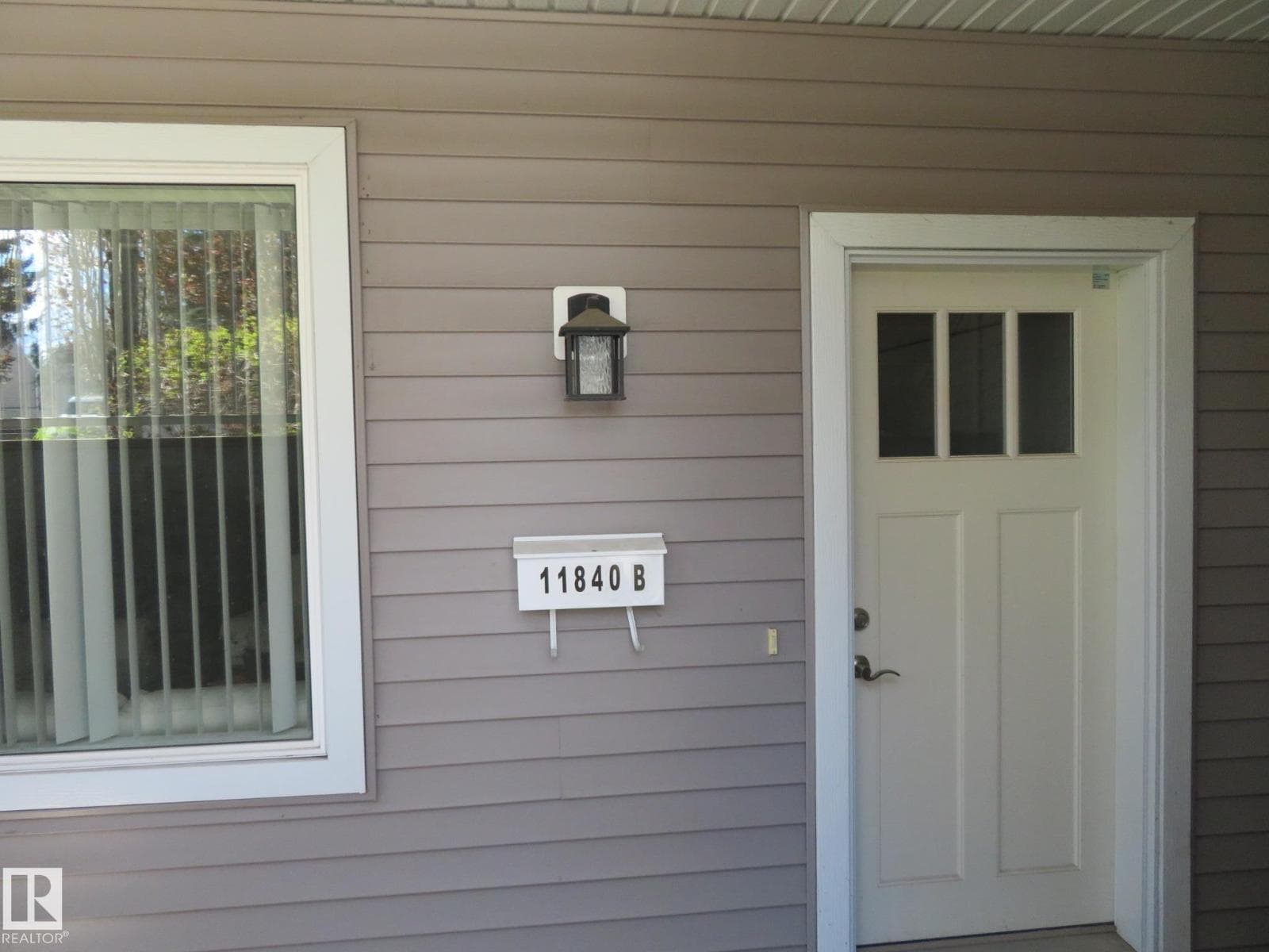 11840B 122 ST NW — photo 4