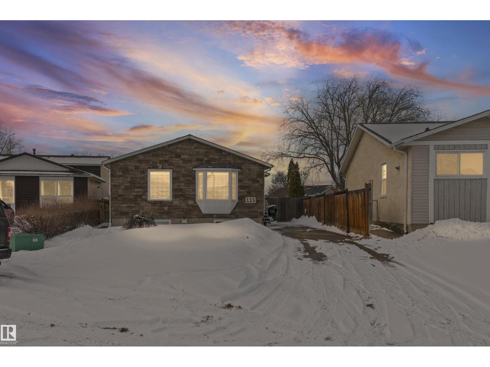 115 WARWICK RD NW — photo 3