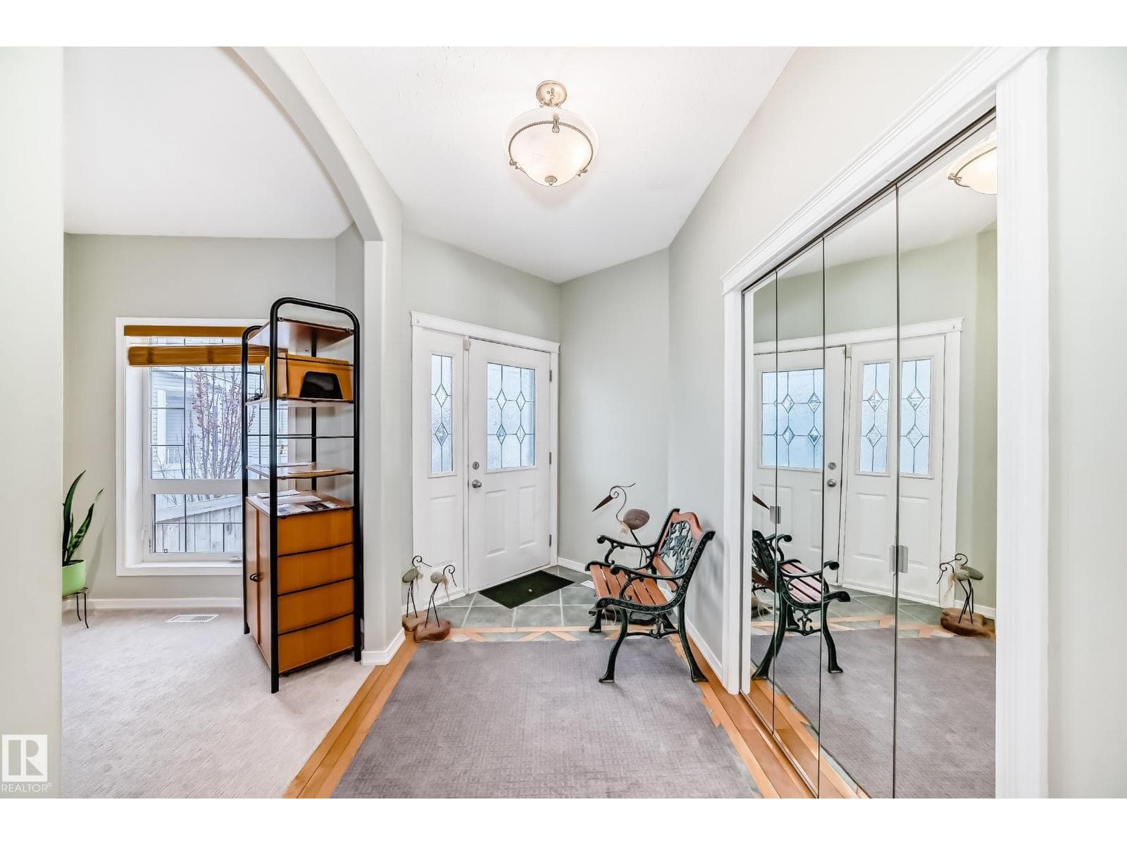 576 GLENWRIGHT CR NW — photo 5