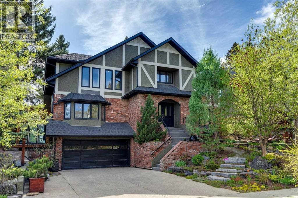 3013 Montcalm Crescent SW