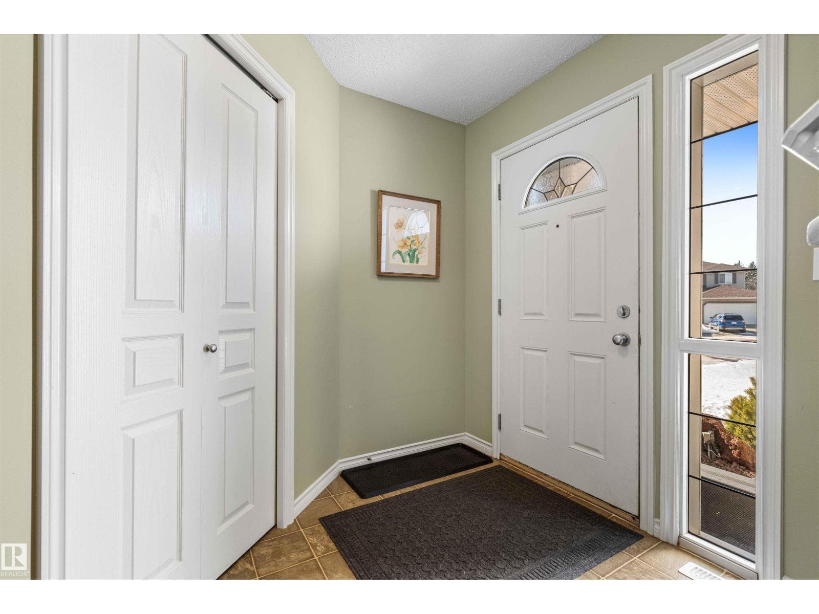 68 GREYSTONE CR — photo 3