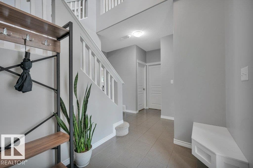 59 NADINE WY — photo 3