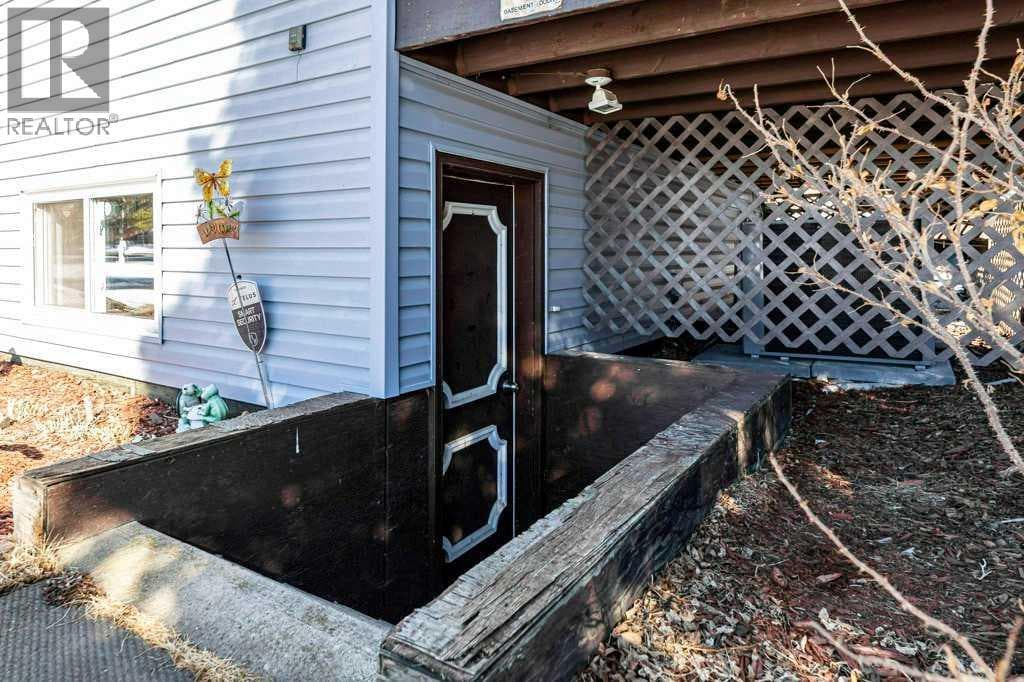 5020 61 AvenueClose — photo 4