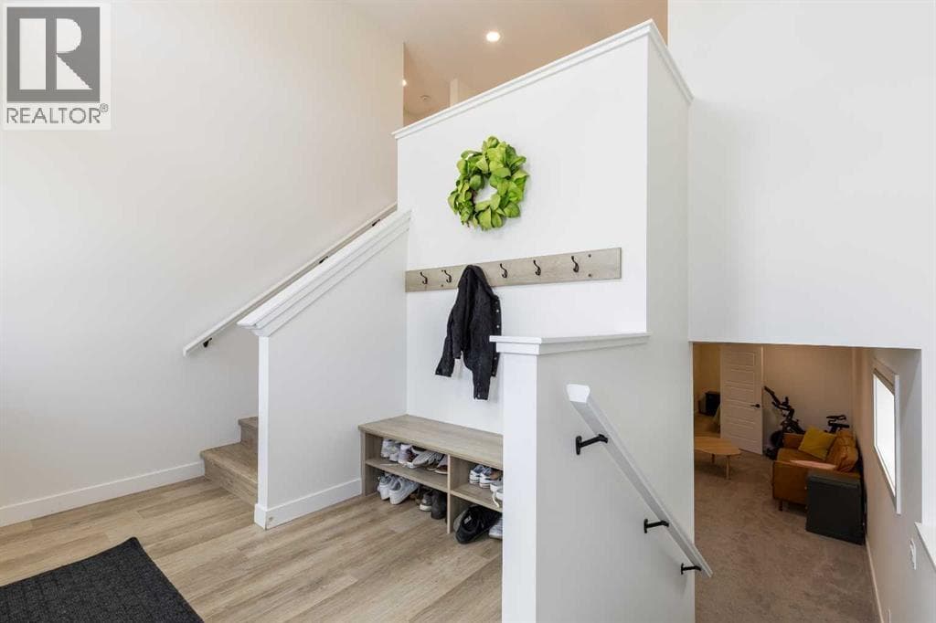 38 Blackfoot Road W — photo 5
