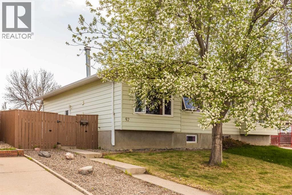 52 Trent Road W