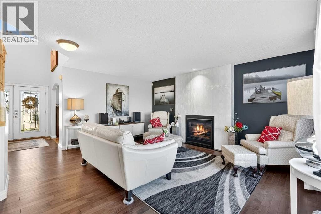 525 High Park Court NW — photo 4
