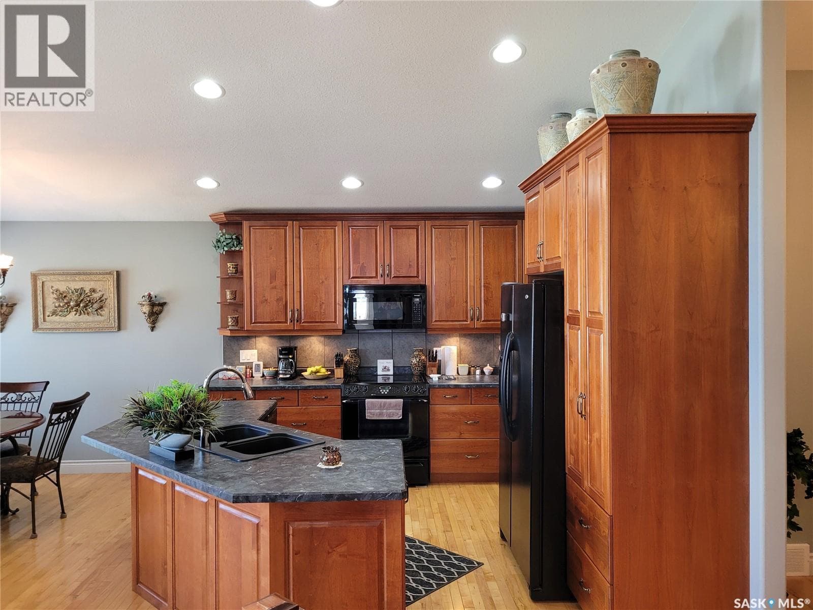 406 Bolton PLACE — photo 5
