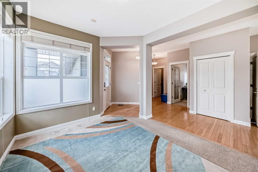 51 Royal Oak View NW — photo 5